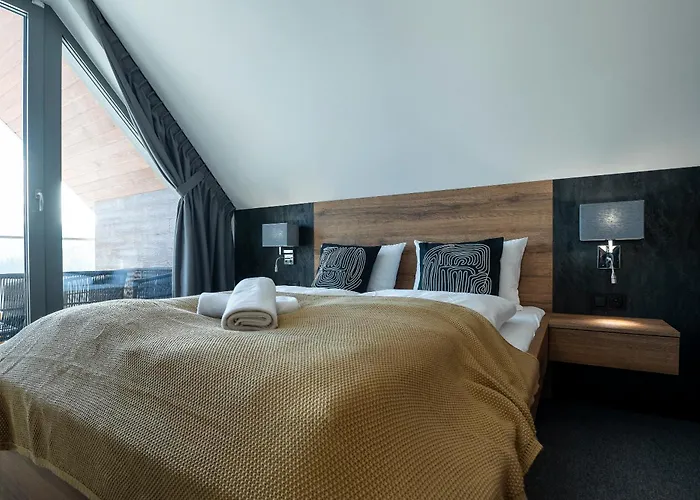 Aparts4u - Kras A302 Z Prywatnym Jacuzzi, Sauna I Widokiem Na Gory 公寓 斯克拉斯卡波伦巴